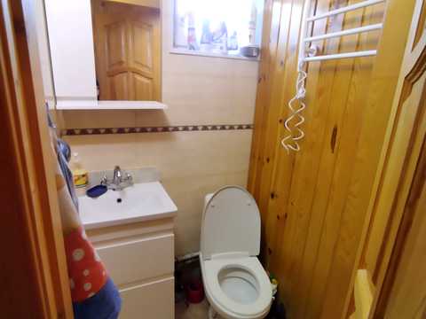 будинок за адресою с. Нові Петрівці, Щаслива вул.