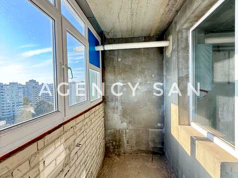квартира за адресою Михайла Лушпи просп. (Космонавтів), (5 к28)