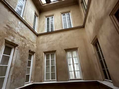 квартира за адресою Ярослава Стецька вул. (Добролюбова), 11