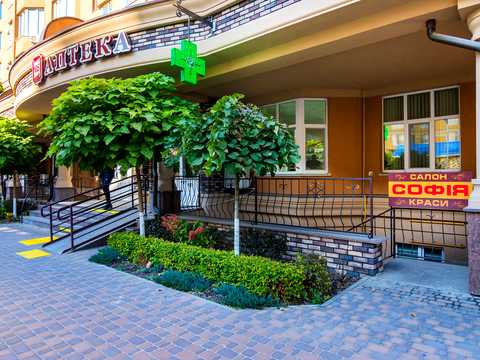 комерційна за адресою Амосова пров., 63