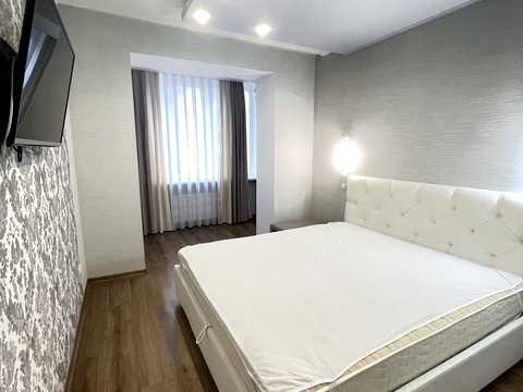 квартира за адресою Академіка Шалімова вул., 65