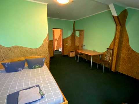 коммерческая по адресу Евгения Коновальца ул., 433