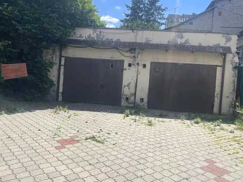 будинок за адресою Вартових Неба вул. (Бородинська)
