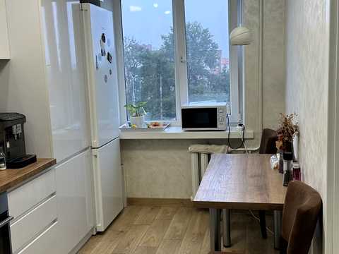 квартира за адресою Степана Бандери просп., 9