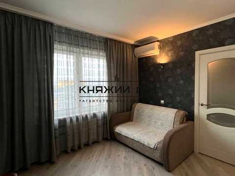 квартира за адресою Софії Русової вул., 7
