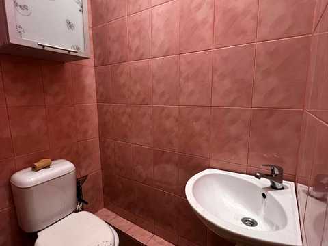 комерційна за адресою Смілянська вул., 103
