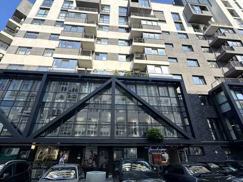 коммерческая по адресу Героев УПА ул., 77