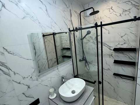 квартира за адресою Салютна вул., 2к6
