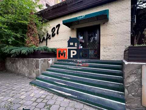 коммерческая по адресу Героев Харькова просп. (Московский), 27