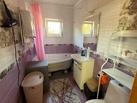 будинок за адресою с. Нерубайське, Покровська, 20а