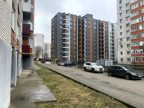 комерційна за адресою Інститутська вул., 6б