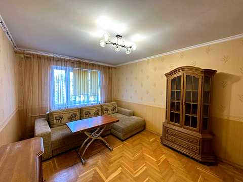 квартира за адресою Вишняківська вул., 8