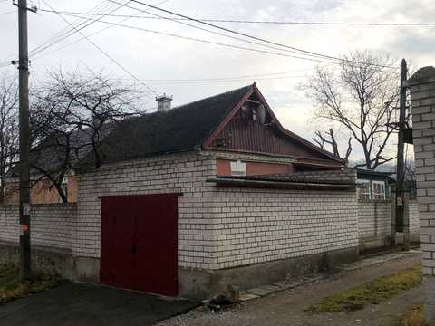 будинок за адресою Набережна Під Скелями вул.