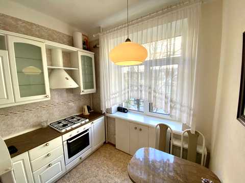 квартира за адресою Дмитра Годзенка вул. (Глазунова), 3