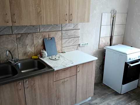 квартира за адресою Романа Шухевича просп. (Генерала Ватутіна), 26