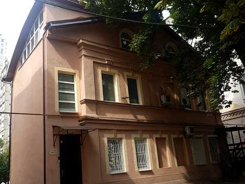 будинок за адресою Панаса Мирного вул., 9-В