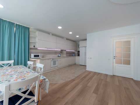 квартира за адресою Регенераторна вул., 4 к3