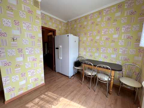 квартира по адресу Молодіжна, 34