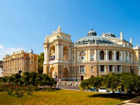 квартира за адресою 10 Квітня вул., 8