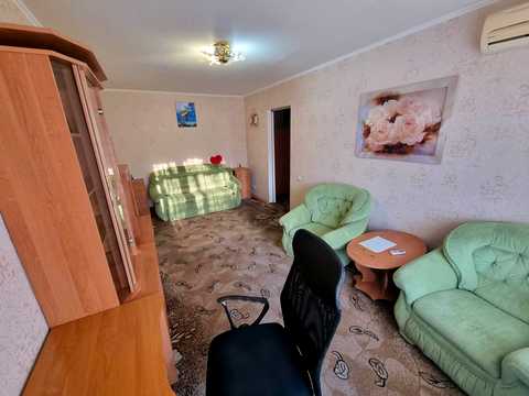 квартира за адресою Дмитра Апухтіна вул., 25