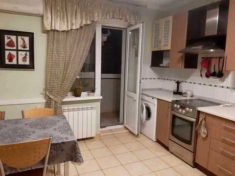 квартира по адресу Николая Ушакова ул., 14-А