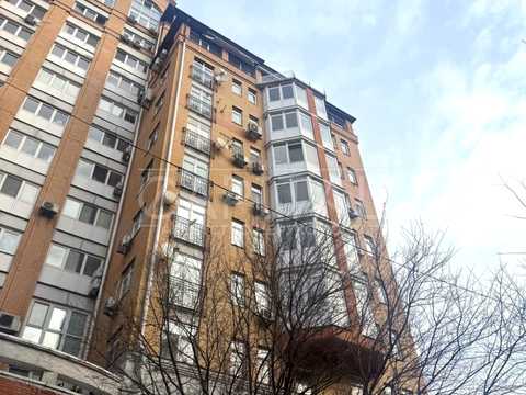 комерційна за адресою Почайнинська вул., 70