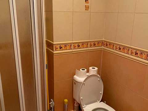 комерційна за адресою Богдана Хмельницького вул., 42/32