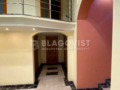 комерційна за адресою Степана Руданського вул., 4-6