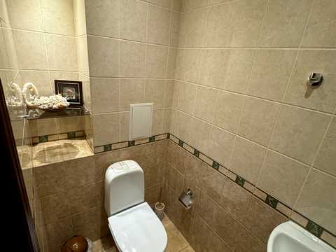 квартира за адресою Миколи Амосова вул., 4