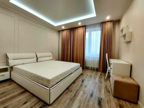 квартира по адресу Академика Глушкова просп., 9-В
