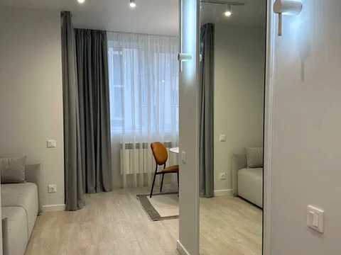 квартира за адресою Практична вул., 1