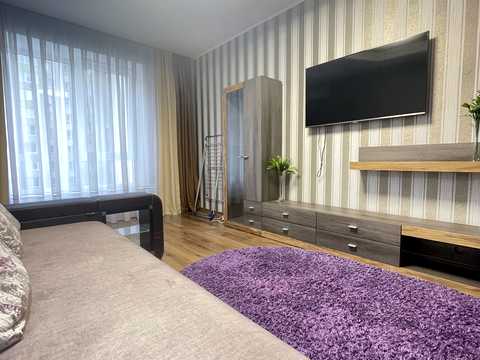 квартира за адресою Академіка Шалімова вул., 65