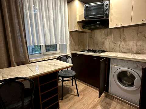 квартира за адресою Байрона просп., 1