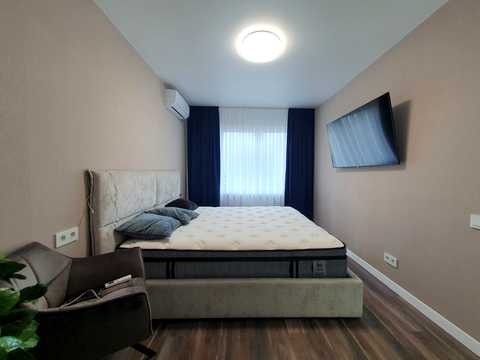 квартира за адресою Софії Русової вул., 7