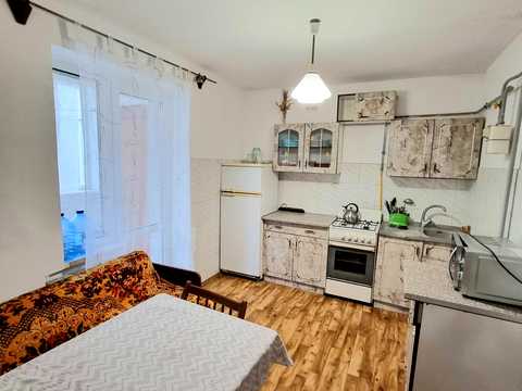 квартира за адресою Кирила Трильовського вул., 14