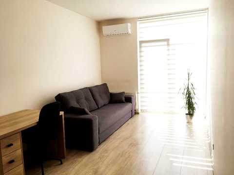 квартира за адресою Регенераторна вул., 4