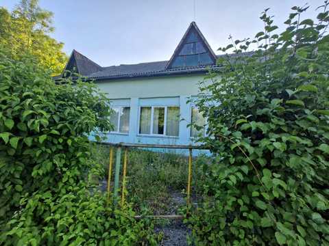 коммерческая по адресу Центральна, 252