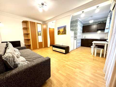 квартира за адресою Олени Теліги вул., 17-А