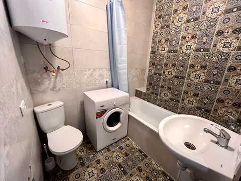 квартира за адресою Ярослава Гашека бульв., (Будинок 2)