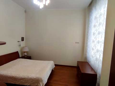 квартира за адресою Київ, Тарасівська вул., 8