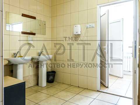 комерційна за адресою Велика Васильківська вул. (Червоноармійська), 74