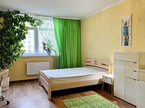 квартира по адресу Сім'ї Кульженків ул. (Петра Дегтяренка), 33