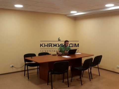 коммерческая по адресу Драгоманова ул., 1-А