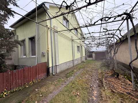 дом по адресу Великокам'яна ул., 111