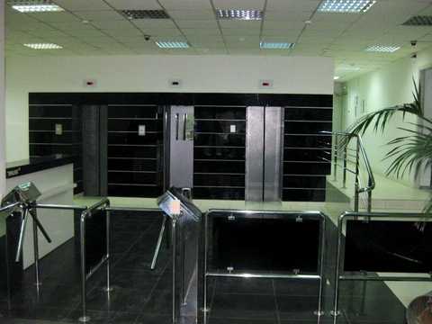 коммерческая по адресу Болсуновская ул. (Сергея Струтинского), 8