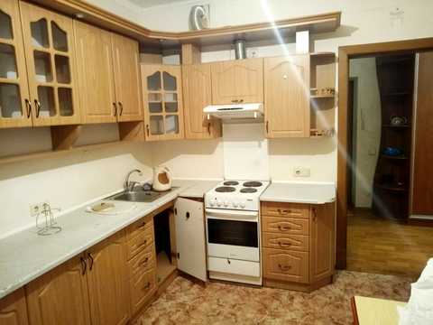 квартира по адресу Ревуцкого ул., 5