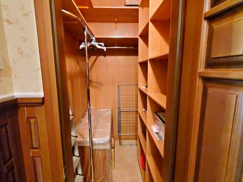 квартира за адресою Почайнинська вул., 45/48