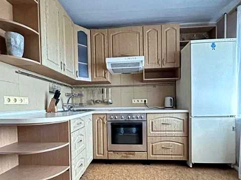 квартира за адресою Добровольців пров., 2