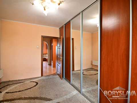 квартира за адресою Данила Галицького вул., 12а