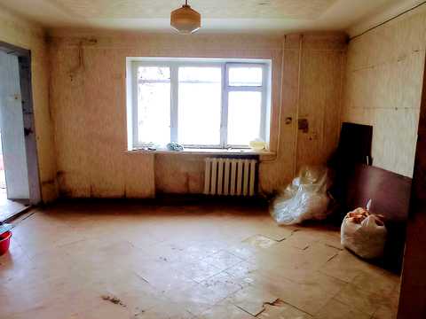 комерційна за адресою смт. Обухівка, Солідарності, 535